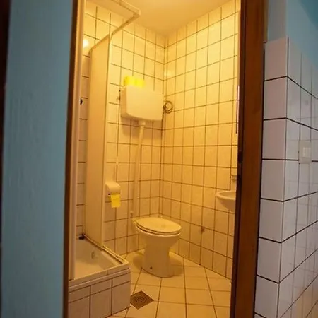 One-bedroom With Terrace In 3542-3 アパート ポヴィレ