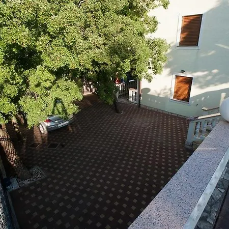 One-bedroom With Terrace In 3542-3 Povile